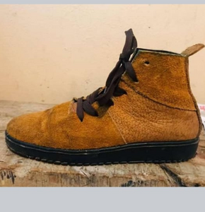 Brown leather boot