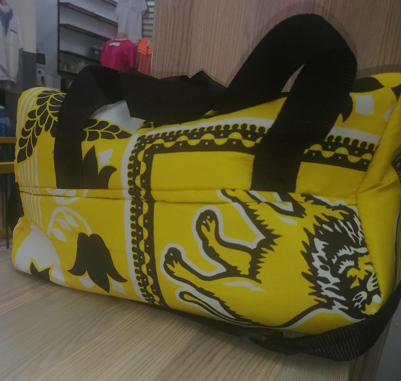 Animal patttern (Lion) Sport bag