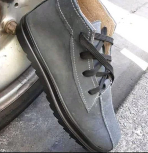 Casual leather boot